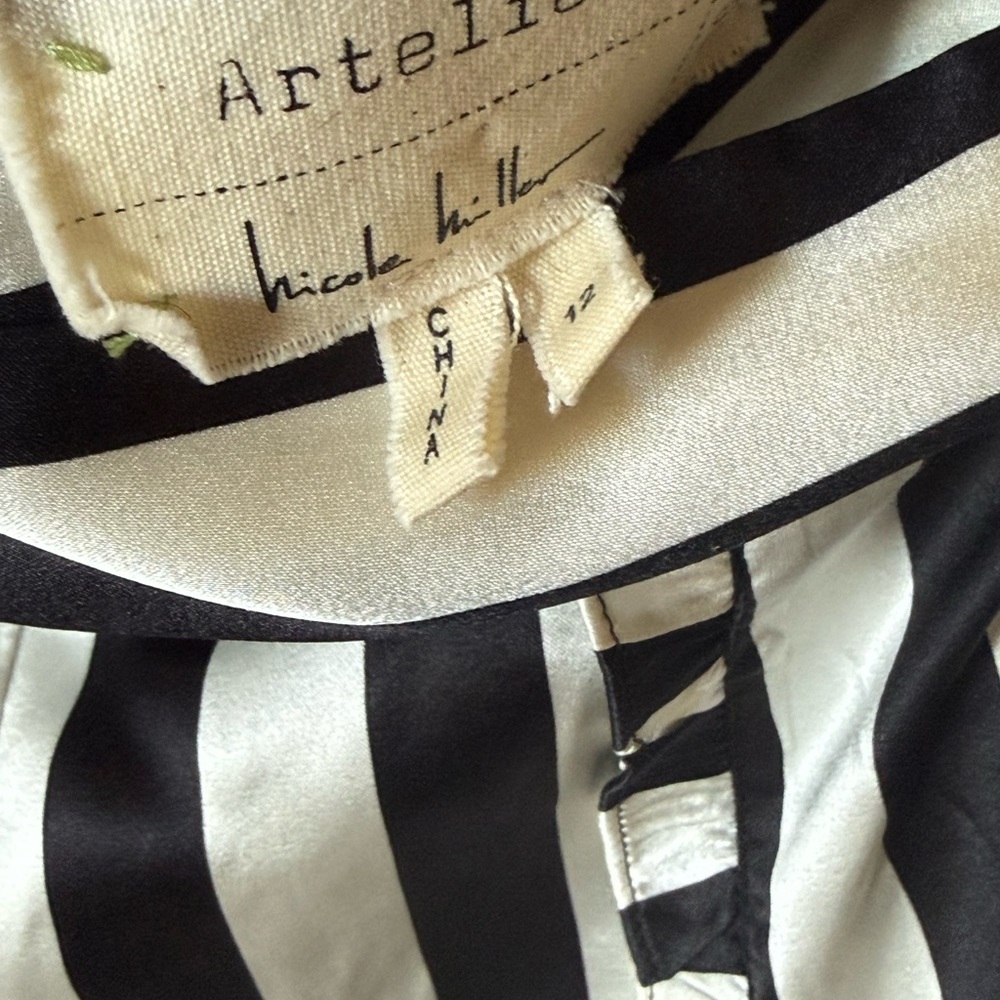 Black & White Vertical Stripe Wide-Leg Pants - Picture 6 of 7
